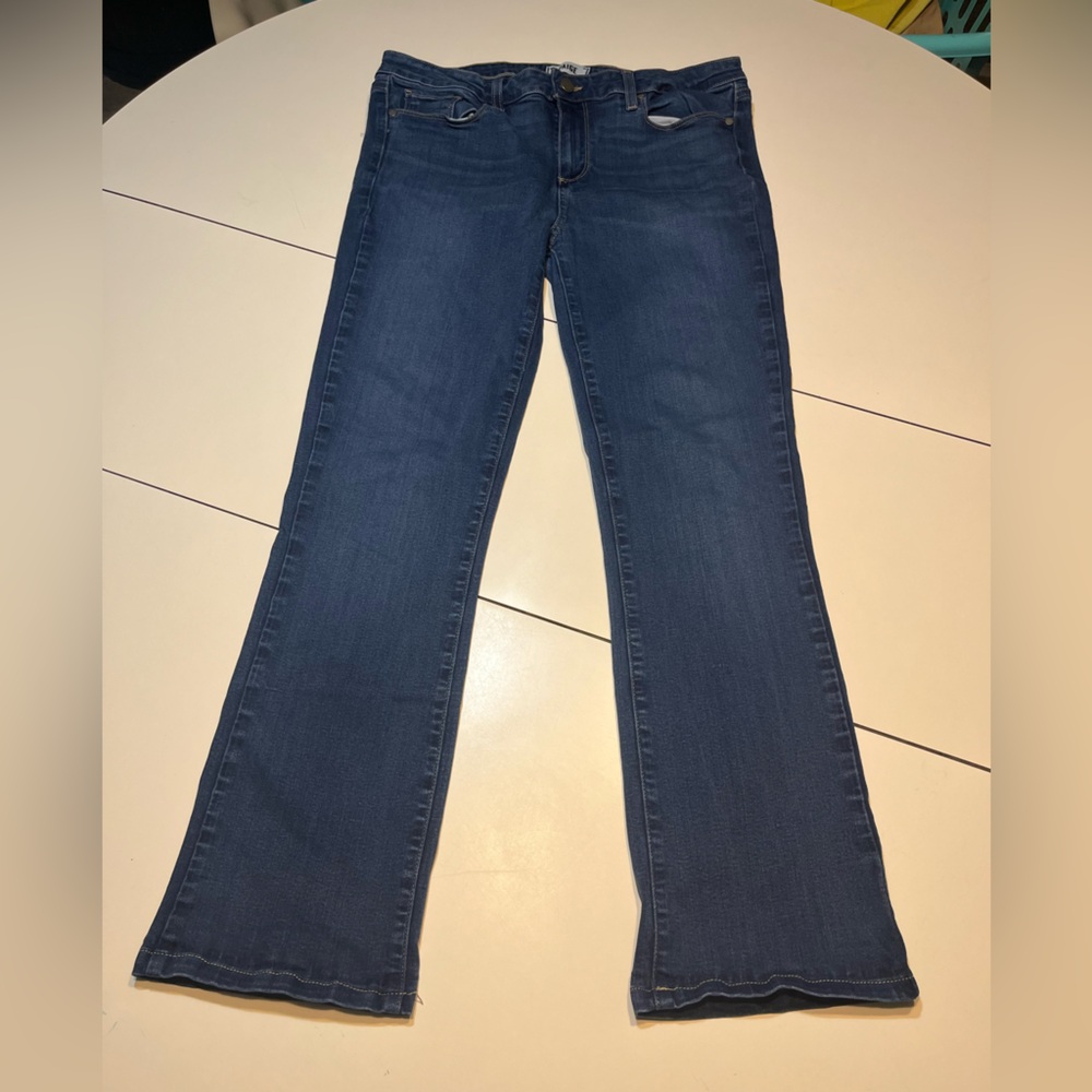 PAIGE Women’s 32 bootcut Manhattan jeans